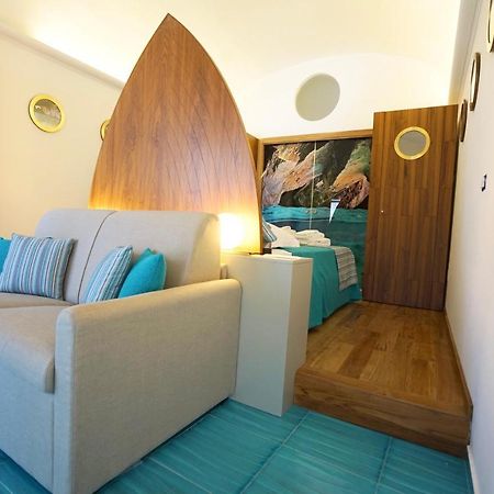 Grotta Verde Luxury Suite By Caprirooms Exteriér fotografie