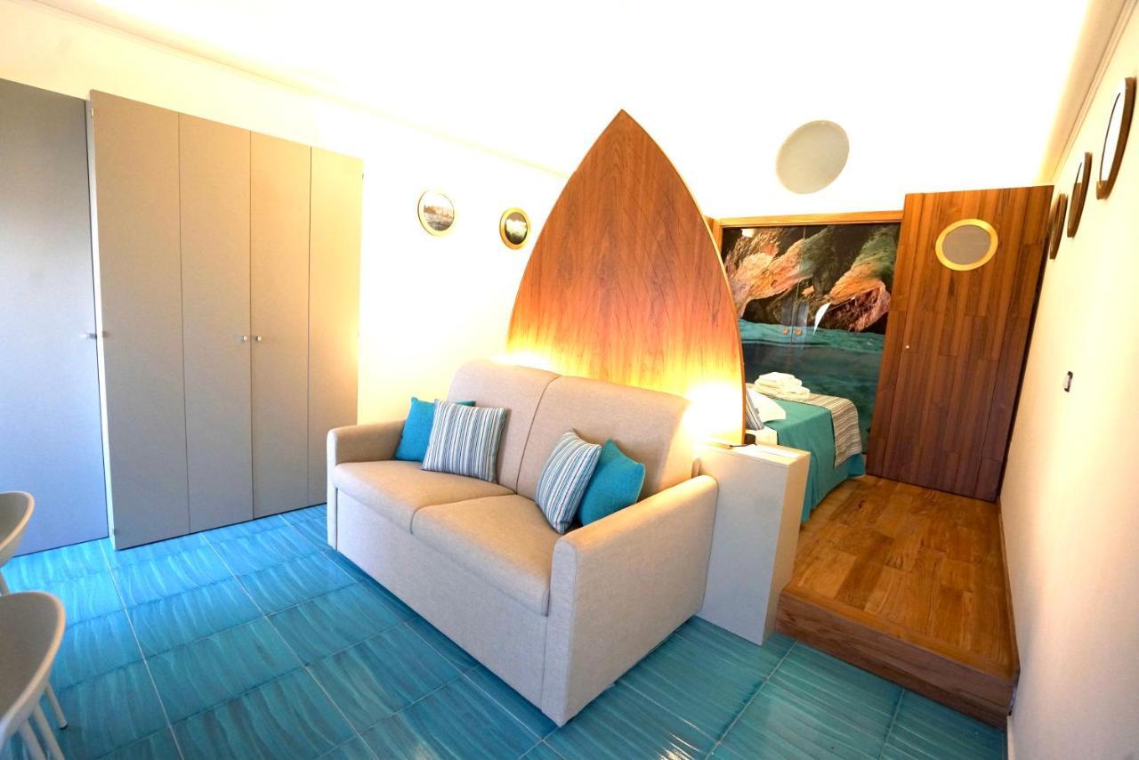 Grotta Verde Luxury Suite By Caprirooms Exteriér fotografie
